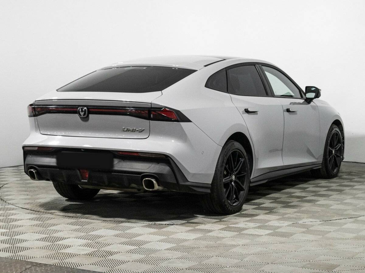 Changan UNI-V, 2023 Фото №5