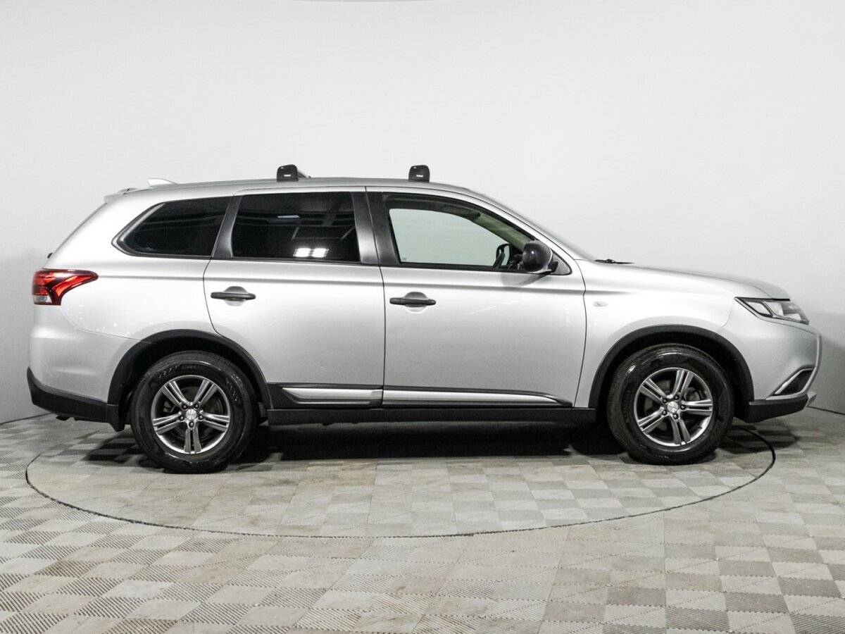 Mitsubishi Outlander, 2017 Фото №4