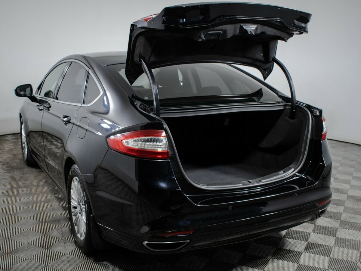 Ford Mondeo V, 2017 Фото №17