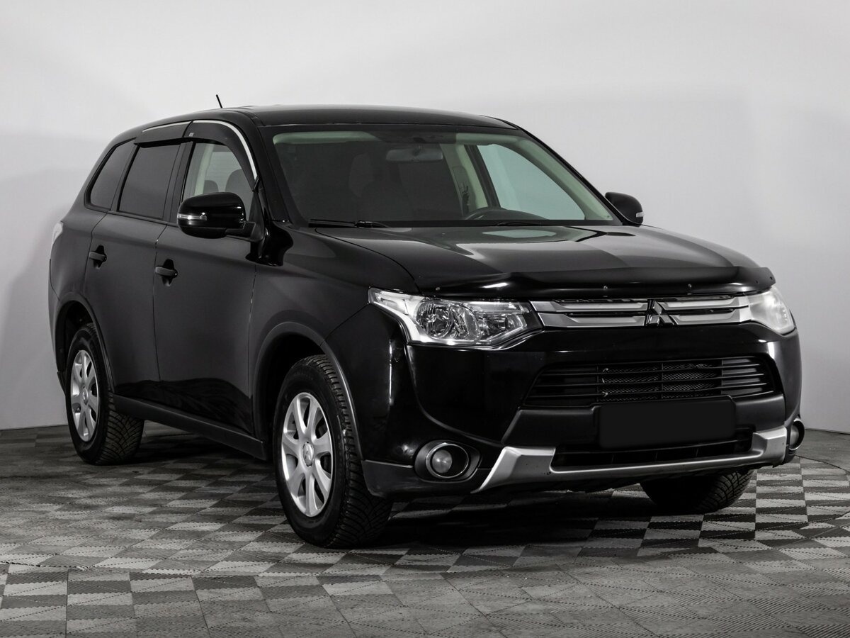 Mitsubishi Outlander III Рестайлинг, 2014 Фото №3