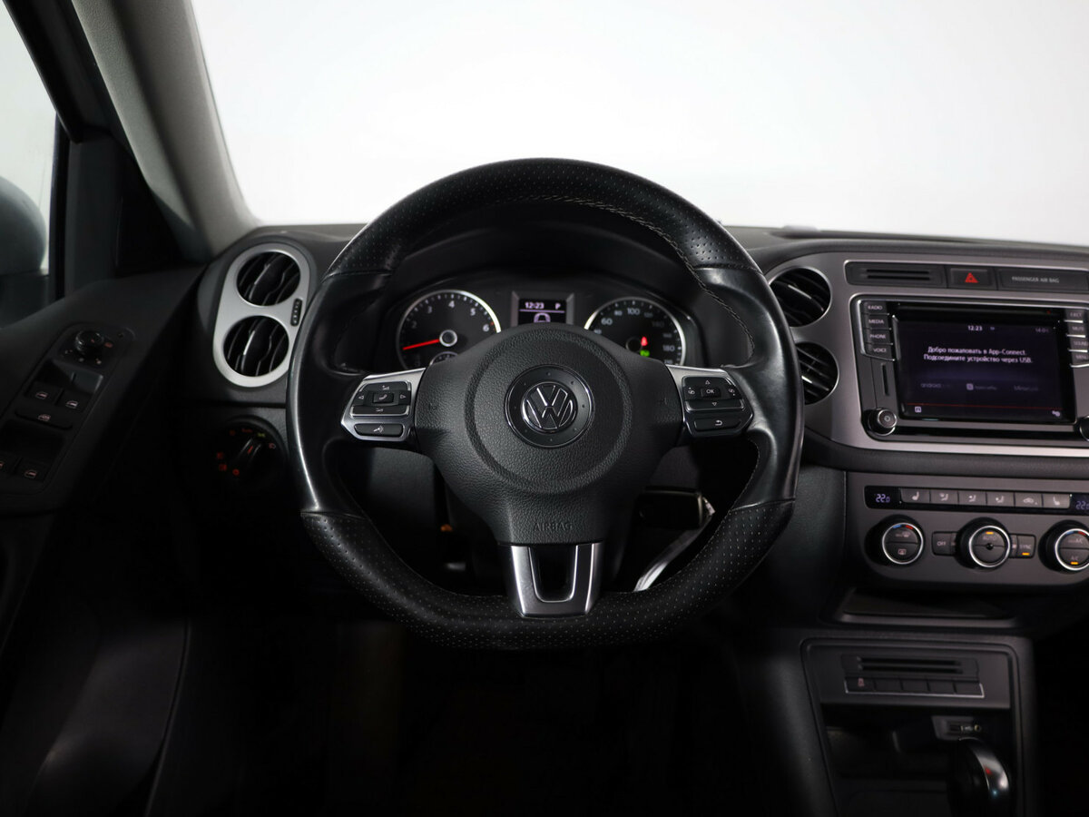 Volkswagen Tiguan I Рестайлинг, 2016 Фото №10