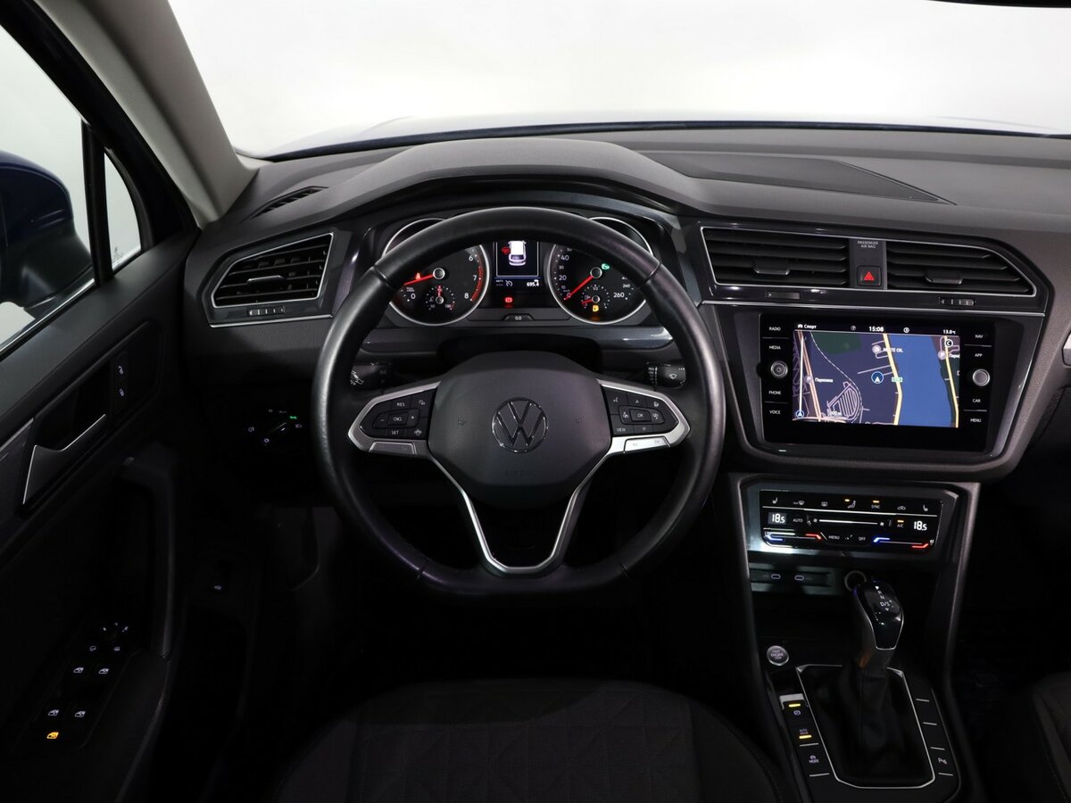 Volkswagen Tiguan II Рестайлинг, 2021 Фото №10