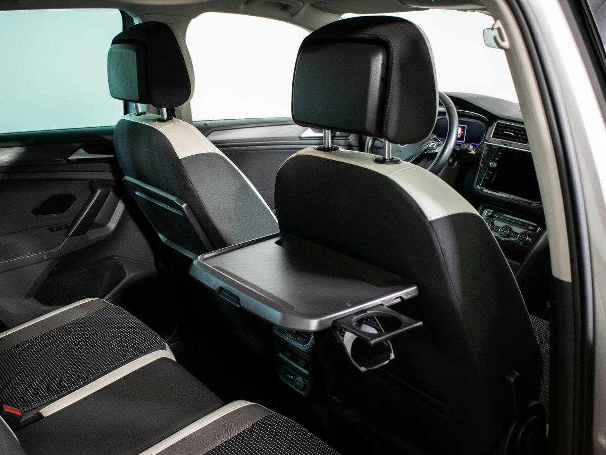 Volkswagen Tiguan II, 2019 Фото №8